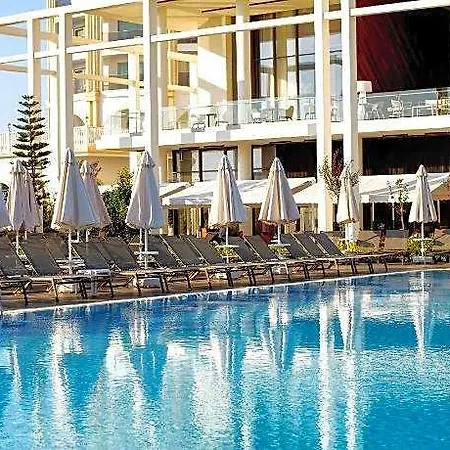 Riolavitas & 5* مانافجات